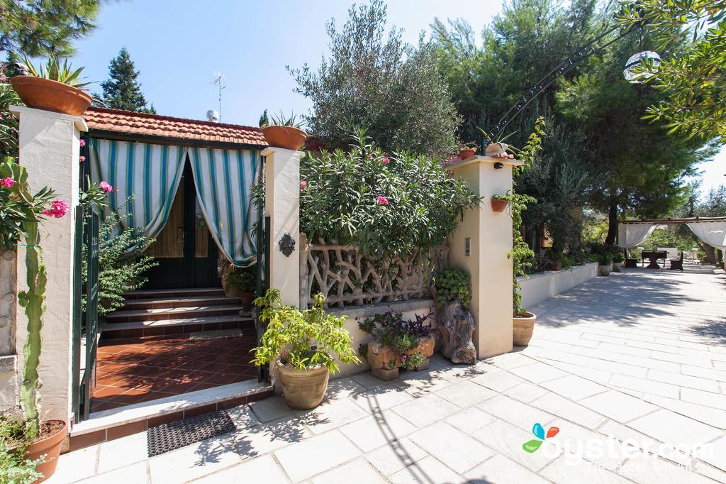 Santa Venardia Couette-café 4*